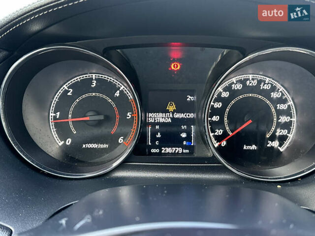 Черный Ситроен С-Кроссер, объемом двигателя 2.2 л и пробегом 236 тыс. км за 9900 $, фото 36 на Automoto.ua