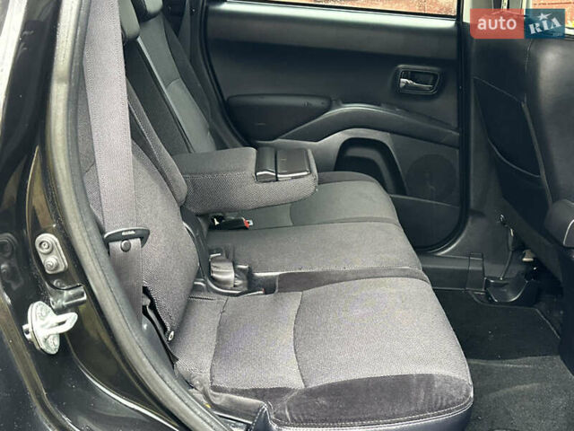 Черный Ситроен С-Кроссер, объемом двигателя 2.2 л и пробегом 231 тыс. км за 9699 $, фото 17 на Automoto.ua