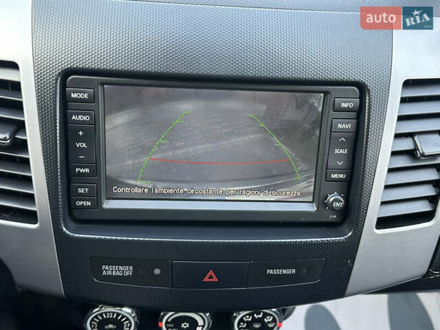 Черный Ситроен С-Кроссер, объемом двигателя 2.2 л и пробегом 236 тыс. км за 9900 $, фото 43 на Automoto.ua