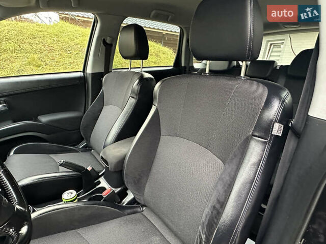 Черный Ситроен С-Кроссер, объемом двигателя 2.2 л и пробегом 236 тыс. км за 9990 $, фото 27 на Automoto.ua