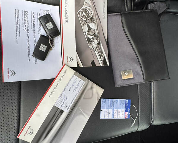 Чорний Сітроен С-Кроссер, об'ємом двигуна 2.2 л та пробігом 190 тис. км за 12555 $, фото 59 на Automoto.ua