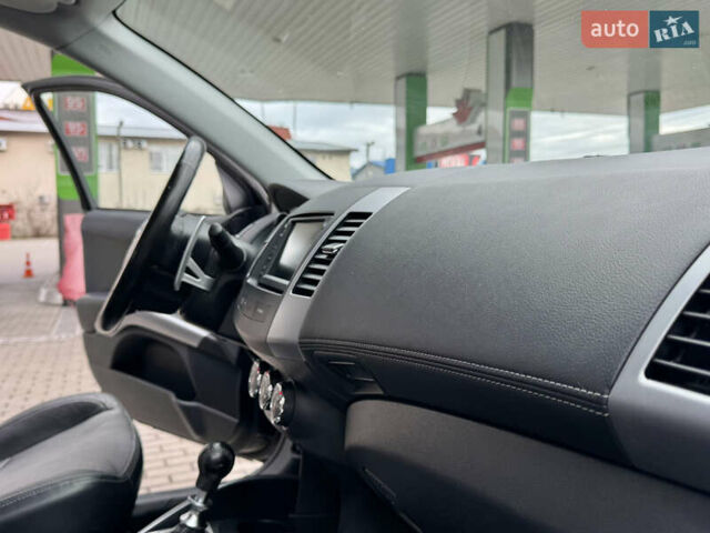 Чорний Сітроен С-Кроссер, об'ємом двигуна 2.2 л та пробігом 190 тис. км за 12555 $, фото 39 на Automoto.ua