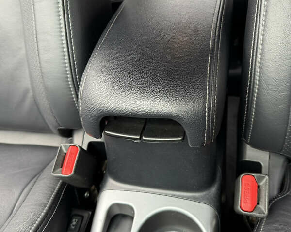 Чорний Сітроен С-Кроссер, об'ємом двигуна 2.2 л та пробігом 190 тис. км за 12555 $, фото 51 на Automoto.ua