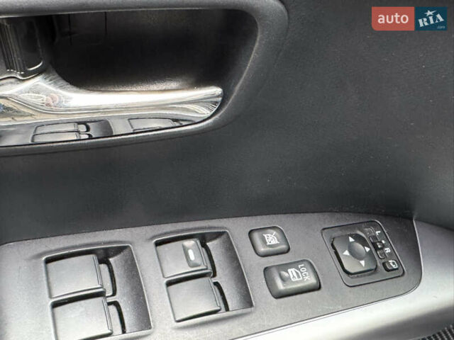 Чорний Сітроен С-Кроссер, об'ємом двигуна 2.2 л та пробігом 190 тис. км за 12555 $, фото 49 на Automoto.ua