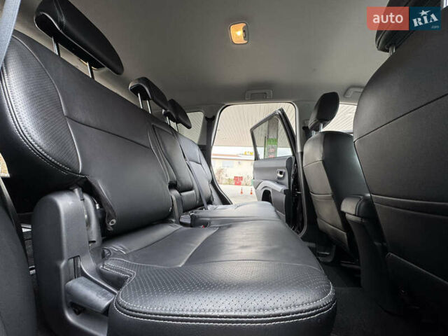 Чорний Сітроен С-Кроссер, об'ємом двигуна 2.2 л та пробігом 190 тис. км за 12555 $, фото 33 на Automoto.ua