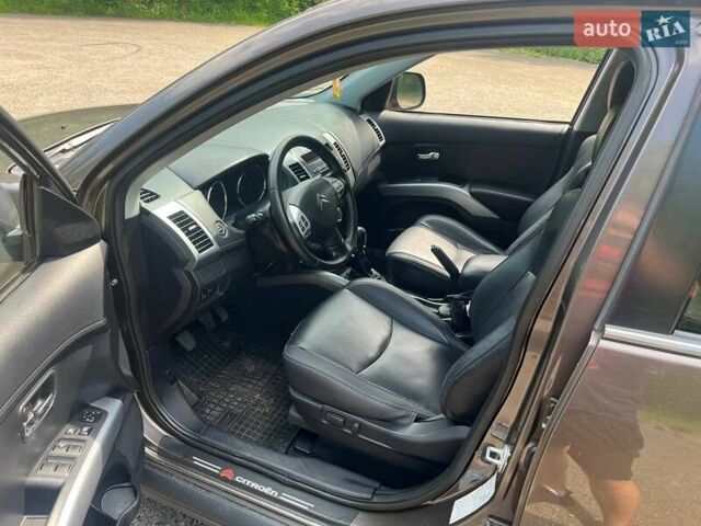 Коричневый Ситроен С-Кроссер, объемом двигателя 2.2 л и пробегом 270 тыс. км за 9750 $, фото 21 на Automoto.ua