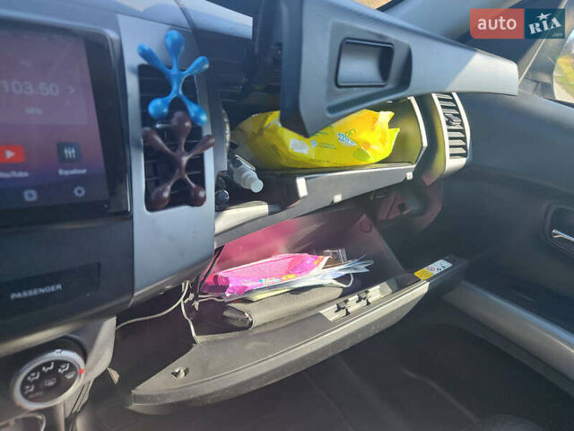 Сітроен С-Кроссер, об'ємом двигуна 2.2 л та пробігом 244 тис. км за 9200 $, фото 36 на Automoto.ua