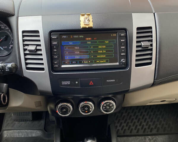 Сітроен С-Кроссер, об'ємом двигуна 2.2 л та пробігом 209 тис. км за 10100 $, фото 19 на Automoto.ua