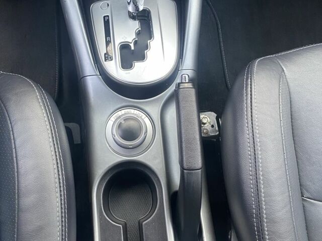 Серый Ситроен С-Кроссер, объемом двигателя 2.4 л и пробегом 248 тыс. км за 9500 $, фото 13 на Automoto.ua