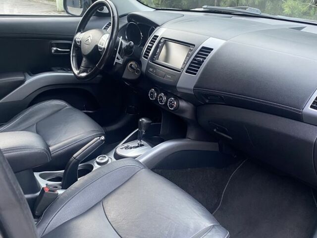 Серый Ситроен С-Кроссер, объемом двигателя 2.4 л и пробегом 248 тыс. км за 9500 $, фото 9 на Automoto.ua