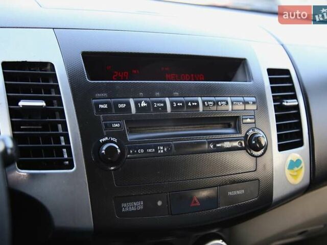 Серый Ситроен С-Кроссер, объемом двигателя 2.18 л и пробегом 270 тыс. км за 7200 $, фото 15 на Automoto.ua