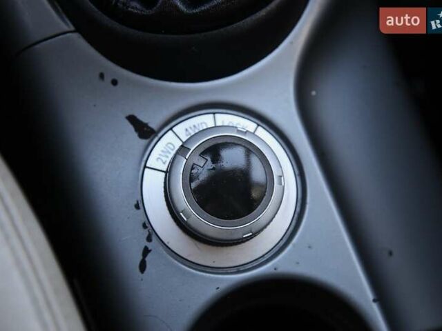 Серый Ситроен С-Кроссер, объемом двигателя 2.18 л и пробегом 270 тыс. км за 7200 $, фото 18 на Automoto.ua