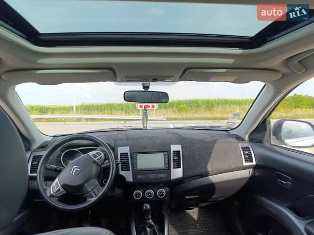 Серый Ситроен С-Кроссер, объемом двигателя 2.18 л и пробегом 206 тыс. км за 8300 $, фото 10 на Automoto.ua