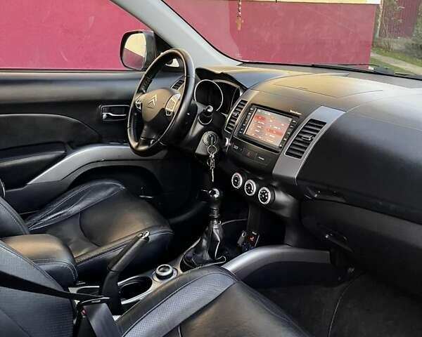 Сірий Сітроен С-Кроссер, об'ємом двигуна 2.2 л та пробігом 275 тис. км за 8800 $, фото 7 на Automoto.ua