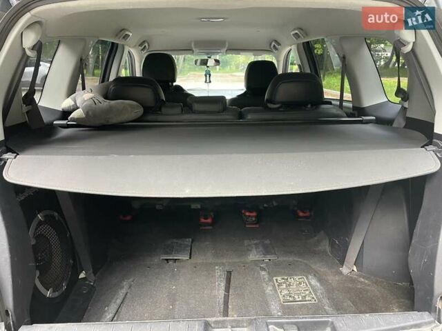 Серый Ситроен С-Кроссер, объемом двигателя 2.2 л и пробегом 297 тыс. км за 8150 $, фото 24 на Automoto.ua