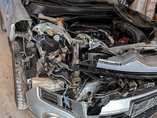 Сірий Сітроен С-Кроссер, об'ємом двигуна 0 л та пробігом 250 тис. км за 3900 $, фото 2 на Automoto.ua