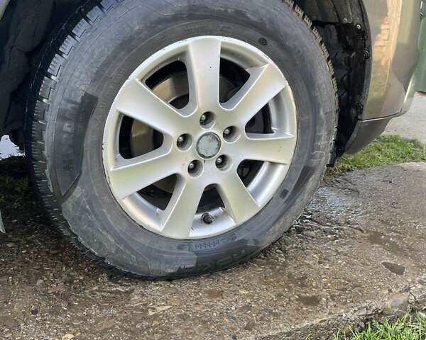 Серый Ситроен С-Кроссер, объемом двигателя 2.2 л и пробегом 370 тыс. км за 6800 $, фото 8 на Automoto.ua