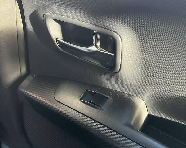 Серый Ситроен С-Кроссер, объемом двигателя 2.2 л и пробегом 370 тыс. км за 6800 $, фото 15 на Automoto.ua