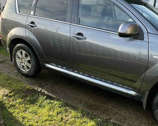 Серый Ситроен С-Кроссер, объемом двигателя 2.2 л и пробегом 370 тыс. км за 6800 $, фото 2 на Automoto.ua