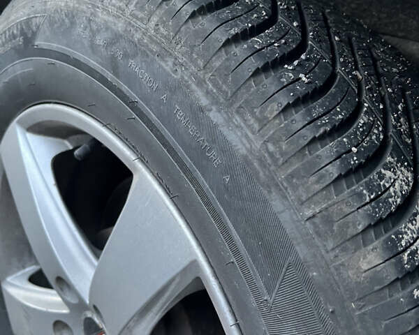 Сірий Сітроен С-Кроссер, об'ємом двигуна 2.2 л та пробігом 236 тис. км за 8700 $, фото 16 на Automoto.ua