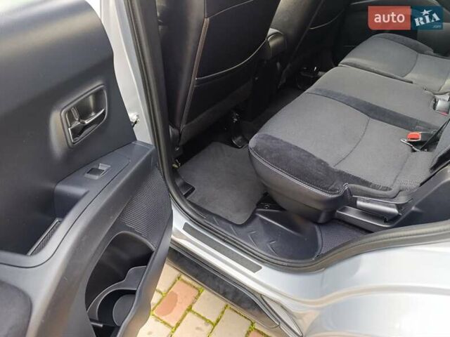 Серый Ситроен С-Кроссер, объемом двигателя 2.2 л и пробегом 219 тыс. км за 12250 $, фото 14 на Automoto.ua