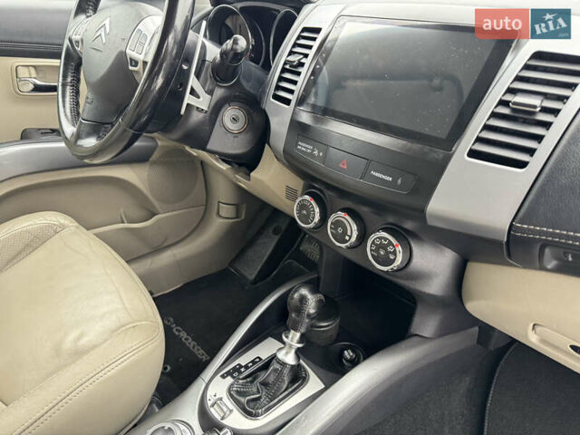 Сірий Сітроен С-Кроссер, об'ємом двигуна 2.2 л та пробігом 178 тис. км за 11200 $, фото 51 на Automoto.ua