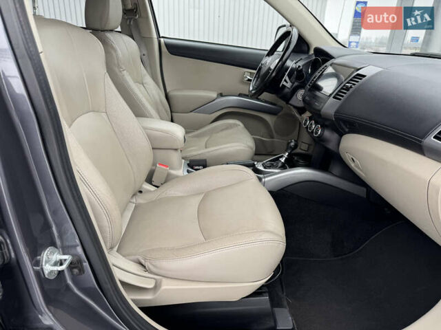 Сірий Сітроен С-Кроссер, об'ємом двигуна 2.2 л та пробігом 178 тис. км за 11200 $, фото 49 на Automoto.ua