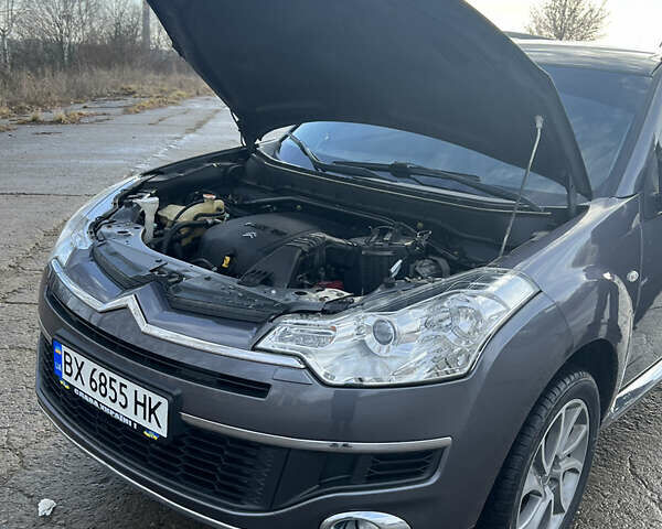 Серый Ситроен С-Кроссер, объемом двигателя 2.18 л и пробегом 256 тыс. км за 9400 $, фото 8 на Automoto.ua