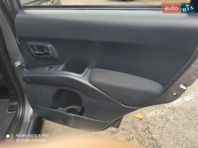 Сітроен С-Кроссер 2010 у Луцьку на Automoto.ua Сірий Сітроен С-Кроссер, об'ємом двигуна 2.2 л та пробігом 252 тис. км за 11700 $, фото 20 на Automoto.ua