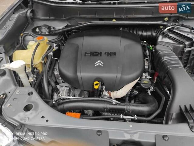 Сітроен С-Кроссер 2010 у Луцьку на Automoto.ua Сірий Сітроен С-Кроссер, об'ємом двигуна 2.2 л та пробігом 252 тис. км за 11700 $, фото 16 на Automoto.ua