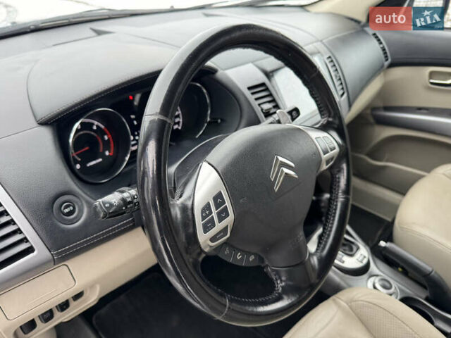 Сірий Сітроен С-Кроссер, об'ємом двигуна 2.2 л та пробігом 178 тис. км за 11200 $, фото 32 на Automoto.ua