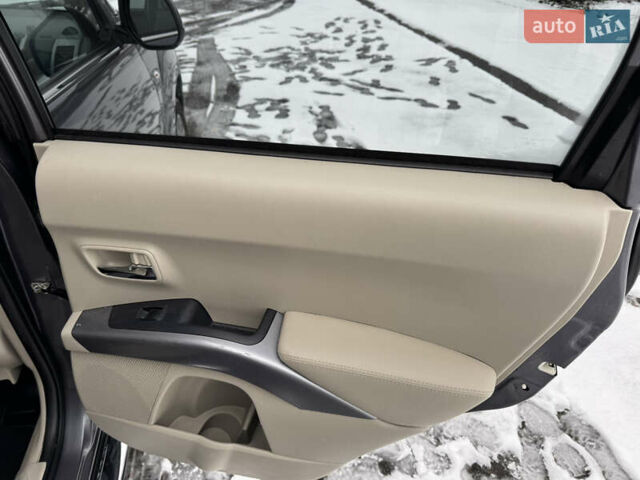 Сірий Сітроен С-Кроссер, об'ємом двигуна 2.2 л та пробігом 178 тис. км за 11200 $, фото 44 на Automoto.ua