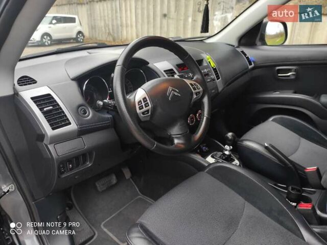 Сітроен С-Кроссер 2010 у Луцьку на Automoto.ua Сірий Сітроен С-Кроссер, об'ємом двигуна 2.2 л та пробігом 252 тис. км за 11700 $, фото 10 на Automoto.ua