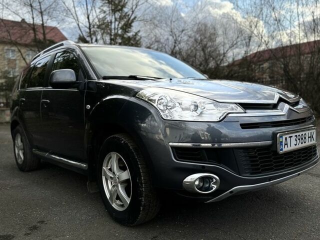 Серый Ситроен С-Кроссер, объемом двигателя 2.2 л и пробегом 250 тыс. км за 9700 $, фото 1 на Automoto.ua