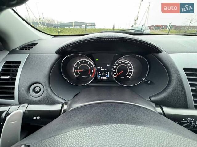 Сірий Сітроен С-Кроссер, об'ємом двигуна 2.4 л та пробігом 251 тис. км за 9499 $, фото 23 на Automoto.ua