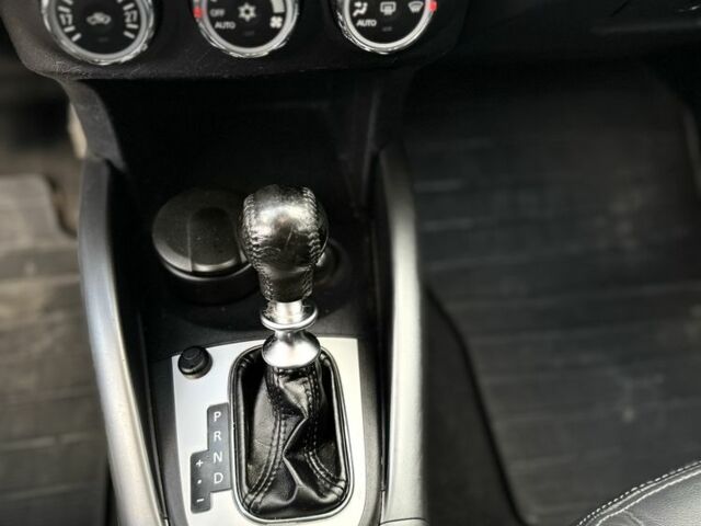 Серый Ситроен С-Кроссер, объемом двигателя 2.2 л и пробегом 250 тыс. км за 9700 $, фото 17 на Automoto.ua