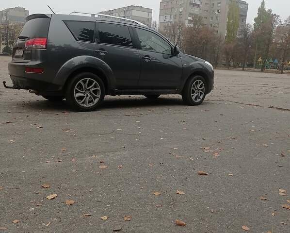 Серый Ситроен С-Кроссер, объемом двигателя 2.18 л и пробегом 210 тыс. км за 11200 $, фото 2 на Automoto.ua