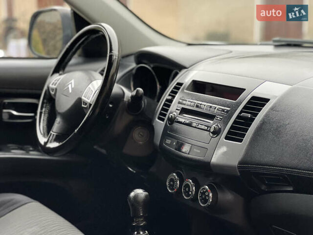 Сірий Сітроен С-Кроссер, об'ємом двигуна 2.2 л та пробігом 205 тис. км за 9700 $, фото 26 на Automoto.ua