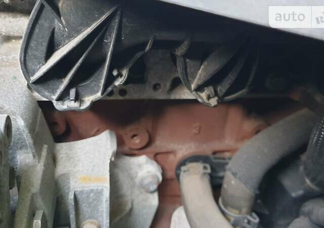 Сірий Сітроен С-Кроссер, об'ємом двигуна 2.2 л та пробігом 220 тис. км за 12900 $, фото 3 на Automoto.ua