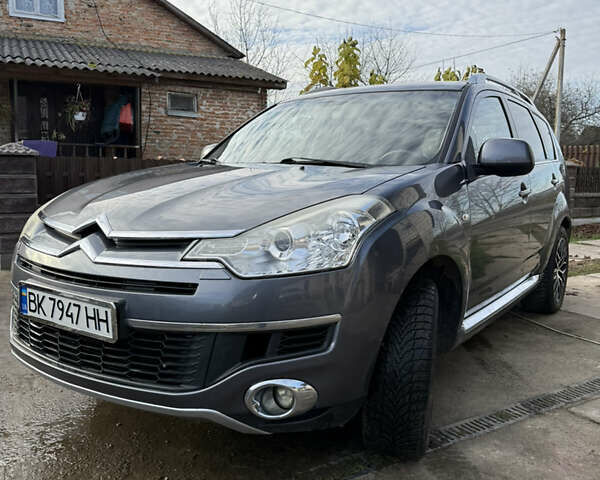 Серый Ситроен С-Кроссер, объемом двигателя 2.18 л и пробегом 217 тыс. км за 12800 $, фото 1 на Automoto.ua