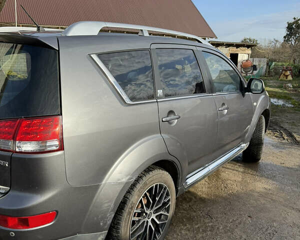 Серый Ситроен С-Кроссер, объемом двигателя 2.18 л и пробегом 217 тыс. км за 12800 $, фото 6 на Automoto.ua