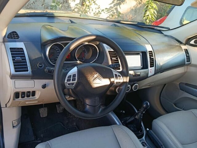 Сітроен С-Кроссер 2007 у Нежине на Automoto.ua Синій Сітроен С-Кроссер, об'ємом двигуна 2.2 л та пробігом 248 тис. км за 5300 $, фото 11 на Automoto.ua