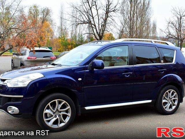 Синий Ситроен С-Кроссер, объемом двигателя 2.2 л и пробегом 158 тыс. км за 10300 $, фото 3 на Automoto.ua