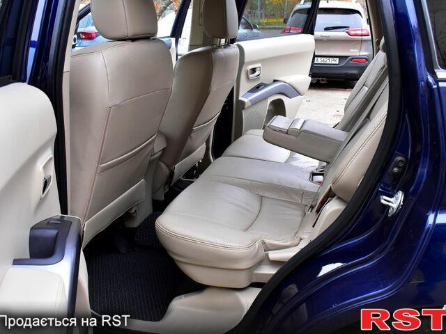 Синий Ситроен С-Кроссер, объемом двигателя 2.2 л и пробегом 158 тыс. км за 10300 $, фото 9 на Automoto.ua