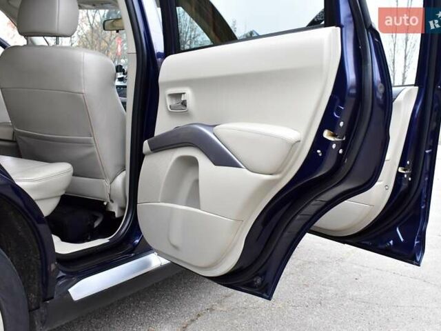 Синий Ситроен С-Кроссер, объемом двигателя 2.2 л и пробегом 158 тыс. км за 10300 $, фото 18 на Automoto.ua