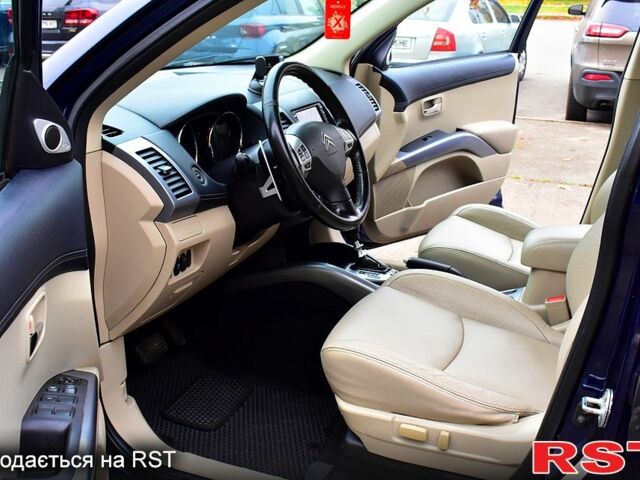 Синий Ситроен С-Кроссер, объемом двигателя 2.2 л и пробегом 158 тыс. км за 10300 $, фото 8 на Automoto.ua