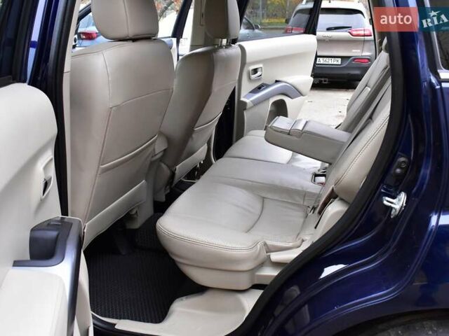 Синий Ситроен С-Кроссер, объемом двигателя 2.2 л и пробегом 158 тыс. км за 10300 $, фото 17 на Automoto.ua