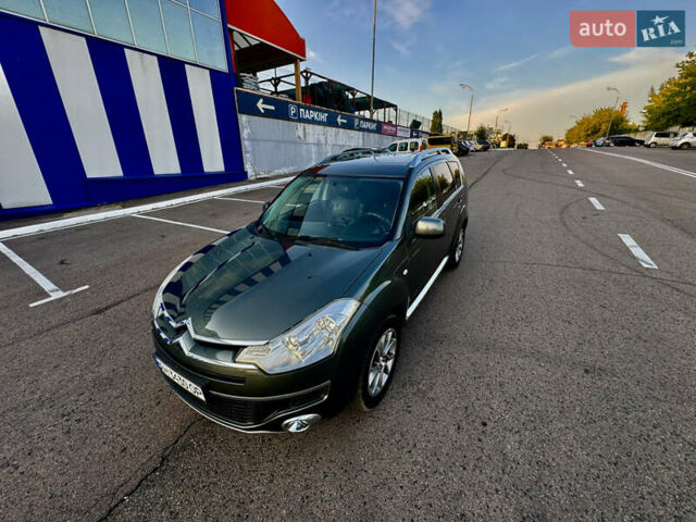 Зеленый Ситроен С-Кроссер, объемом двигателя 2.4 л и пробегом 210 тыс. км за 8700 $, фото 6 на Automoto.ua