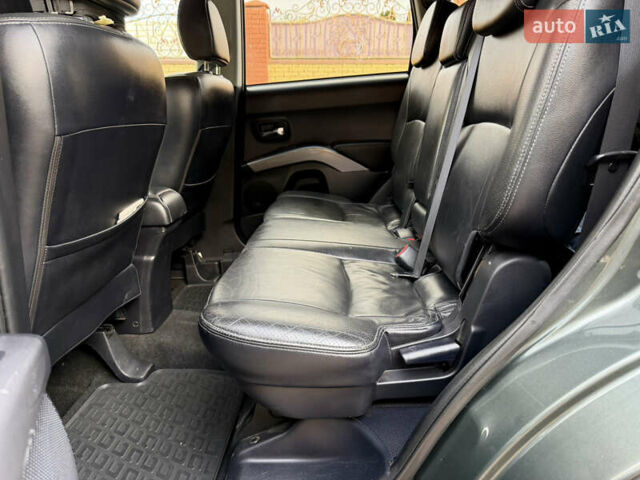 Зеленый Ситроен С-Кроссер, объемом двигателя 2.36 л и пробегом 228 тыс. км за 8299 $, фото 21 на Automoto.ua