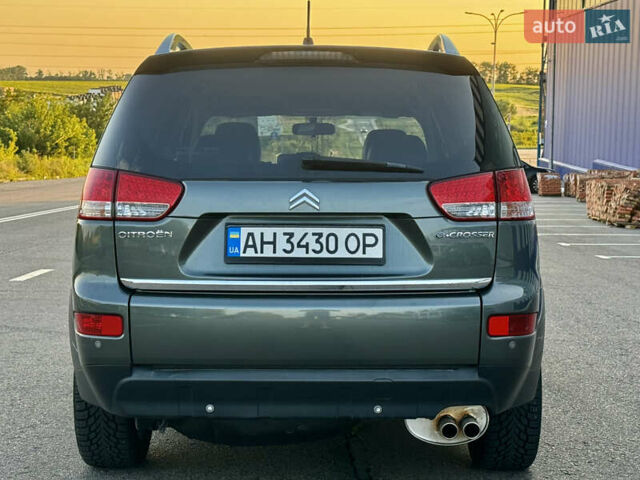 Зеленый Ситроен С-Кроссер, объемом двигателя 2.4 л и пробегом 210 тыс. км за 8700 $, фото 8 на Automoto.ua